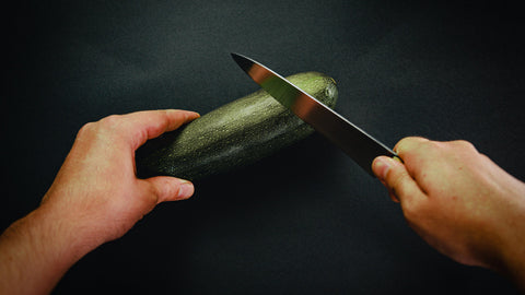 How to Effectively Hold a Kitchen Knife